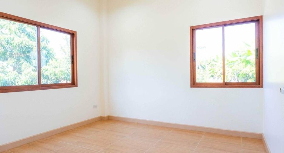 For sale 3 bedrooms house in Saraphi, Chiang Mai