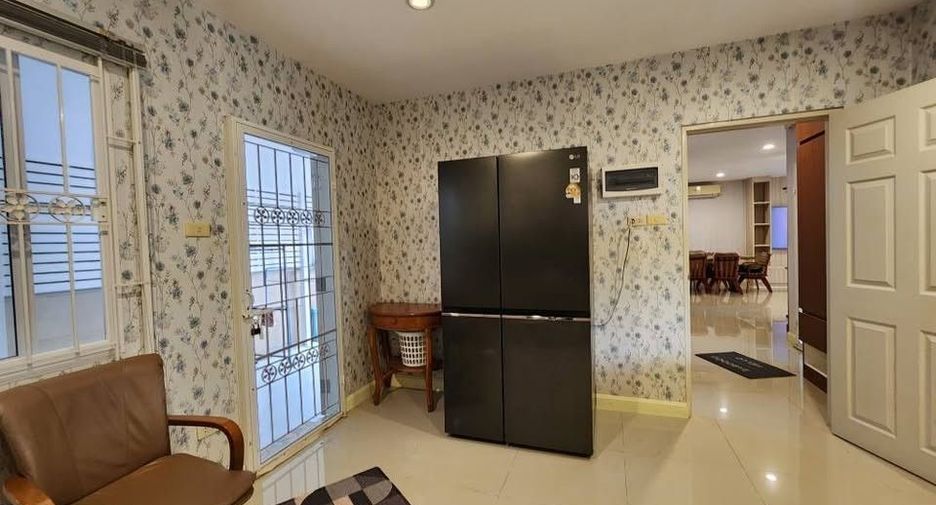 出租 4 卧室 独立屋 在 Saraphi, Chiang Mai