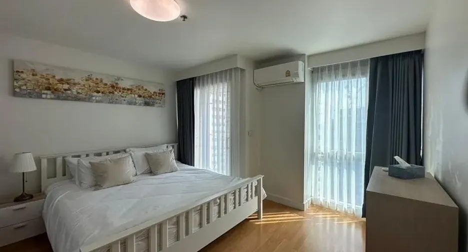 Аренда и продажа 3 спальни кондо в Сатхон, Бангкок