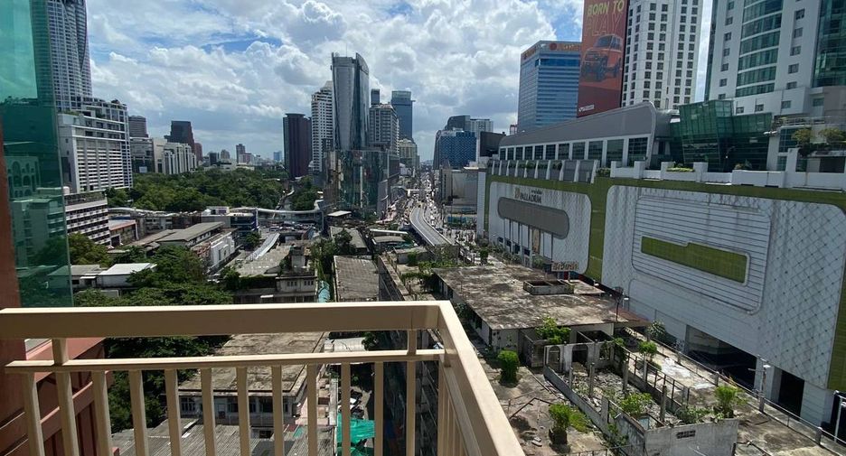For rent 1 bed condo in Pathum Wan, Bangkok