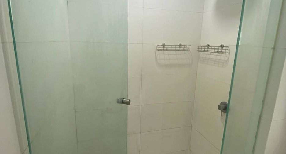 For rent 1 bed condo in Pathum Wan, Bangkok