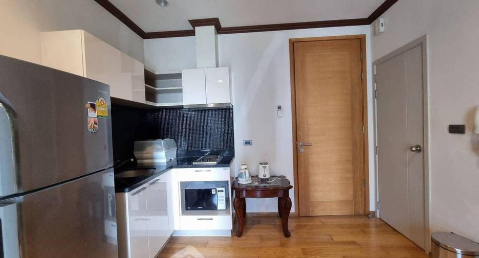 Продажа 1 кровать кондо в Кхлонг Сан, Бангкок