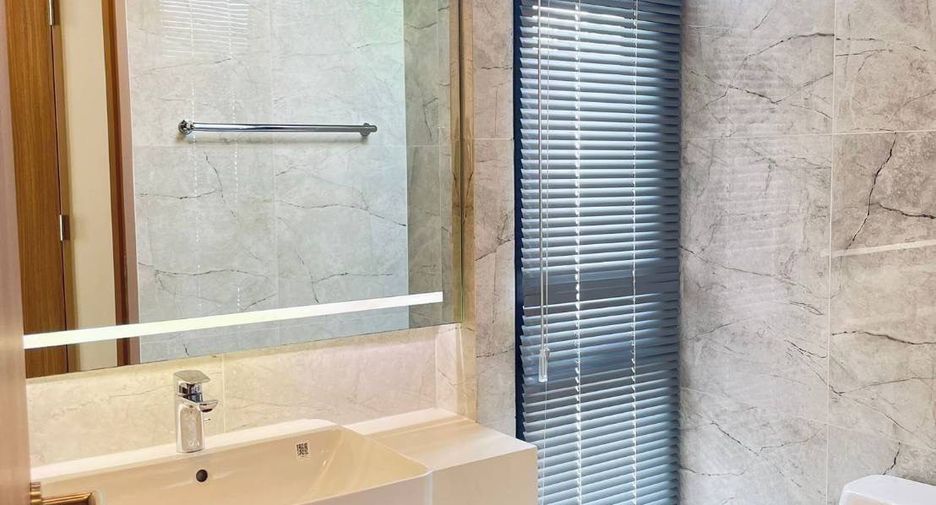 For rent and for sale 2 bedrooms condo in Watthana, Bangkok