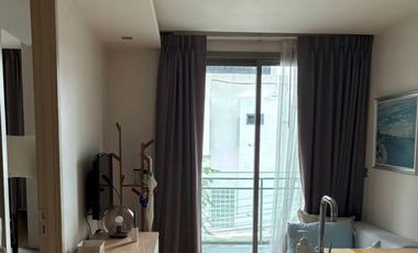For rent and for sale 1 bed condo in Watthana, Bangkok