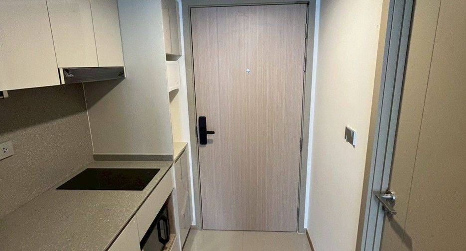 For rent 1 bed condo in Bang Rak, Bangkok