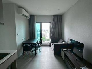 For rent 2 bedrooms condo in Phra Khanong, Bangkok
