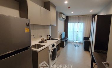 For rent 2 bedrooms condo in Phra Khanong, Bangkok