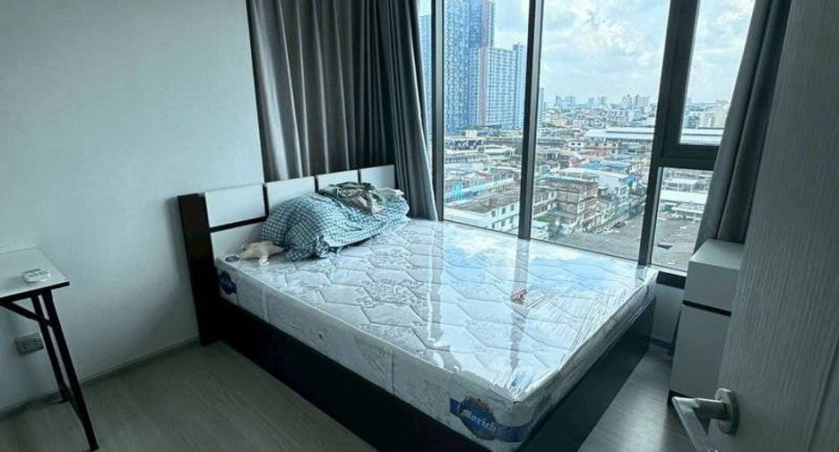 For rent 2 bedrooms condo in Phra Khanong, Bangkok
