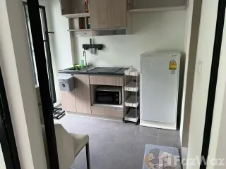 Wohnung zum Kauf mit Studio in Khlong Toei, Bangkok