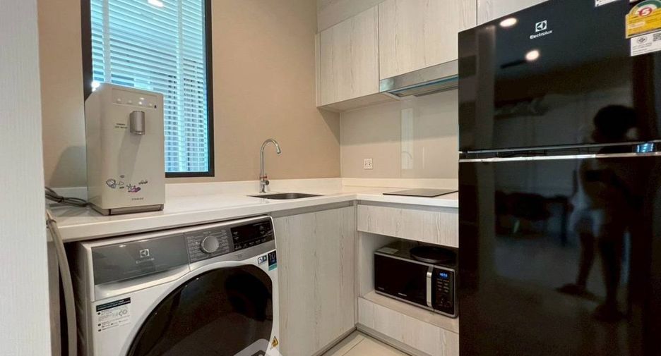 For rent 1 bed condo in Pathum Wan, Bangkok