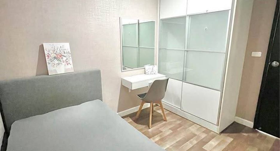 For sale 2 bedrooms condo in Khlong Toei, Bangkok
