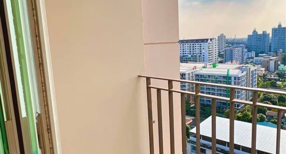 For sale 2 bedrooms condo in Khlong Toei, Bangkok
