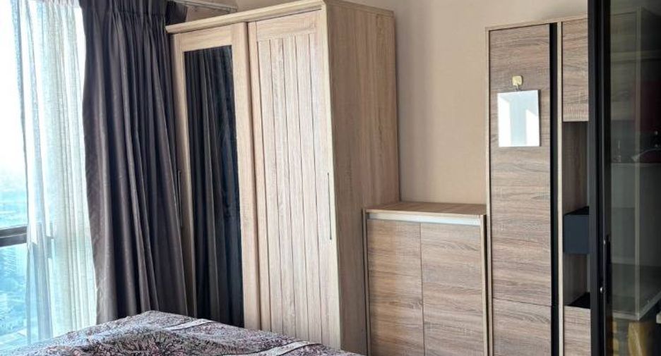 À vendre 1 chambre condo à Bang Sue, Bangkok