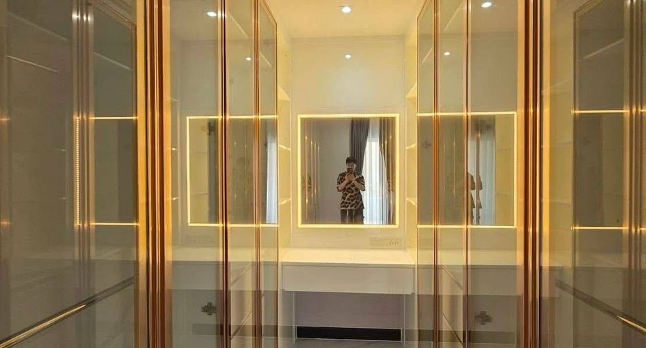 For sale 4 bedrooms villa in Bang Lamung, Chonburi