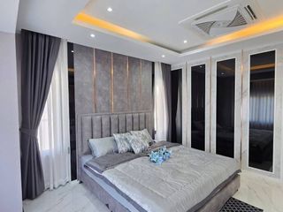 For sale 4 bedrooms villa in Bang Lamung, Chonburi