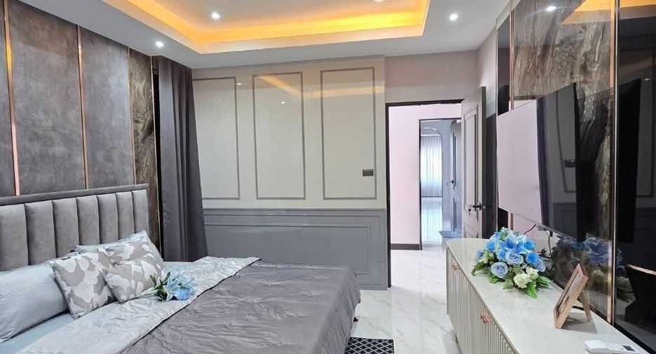 For sale 4 bedrooms villa in Bang Lamung, Chonburi