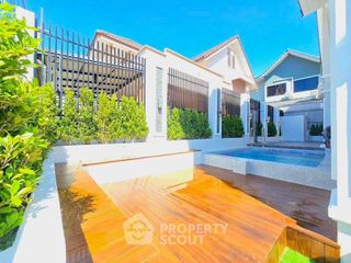 For sale 4 bedrooms villa in Bang Lamung, Chonburi