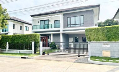 For sale 4 bedrooms house in Prawet, Bangkok
