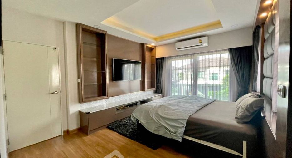 For sale 4 bedrooms house in Prawet, Bangkok