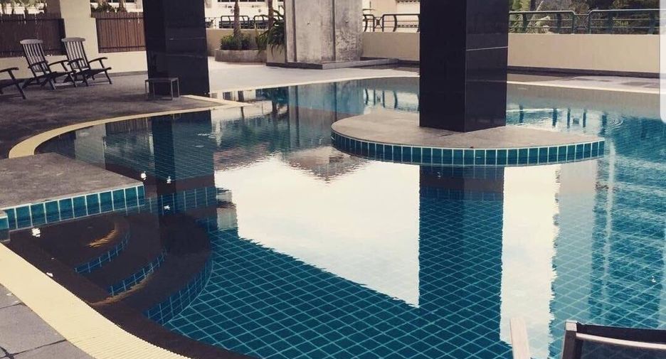 For sale 2 bedrooms condo in Watthana, Bangkok