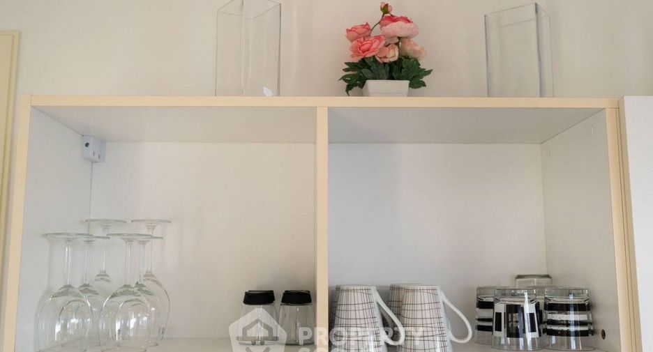 For sale 2 bedrooms condo in Watthana, Bangkok
