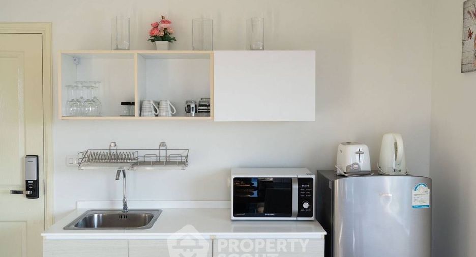 For sale 2 bedrooms condo in Watthana, Bangkok