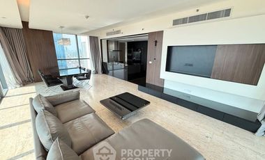 For sale 3 bedrooms condo in Yan Nawa, Bangkok