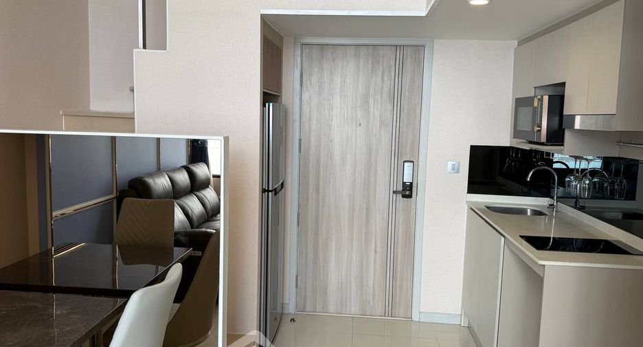 À vendre 1 chambre condo à Sathon, Bangkok