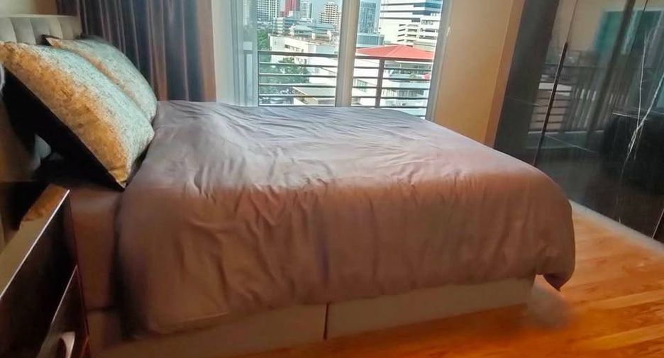 For sale 1 bed condo in Phaya Thai, Bangkok