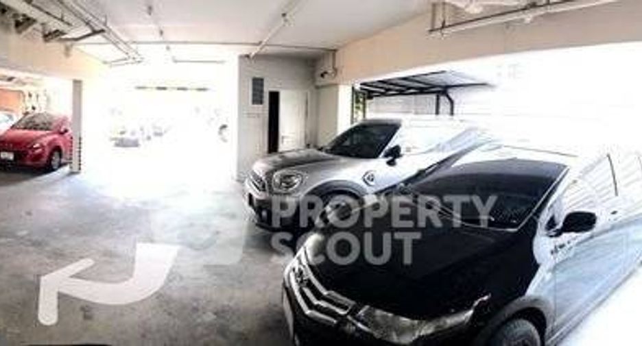 For sale 1 bed condo in Phaya Thai, Bangkok
