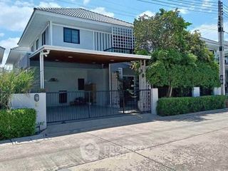 出售 4 卧室 独立屋 在 Si Racha, Chon Buri