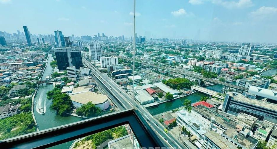 À vendre 2 chambres condo à Watthana, Bangkok