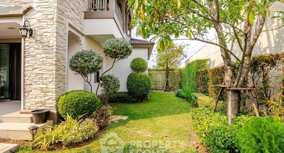 Casa en alquiler y en venta de 4 habitaciones en Bang Khen, Bangkok