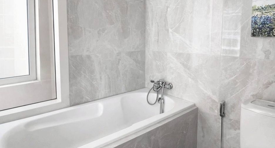 For sale 1 bed condo in Pathum Wan, Bangkok