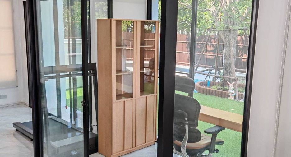 For sale 3 bedrooms house in Prawet, Bangkok