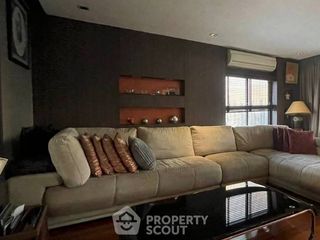 For sale 3 bedrooms condo in Phaya Thai, Bangkok