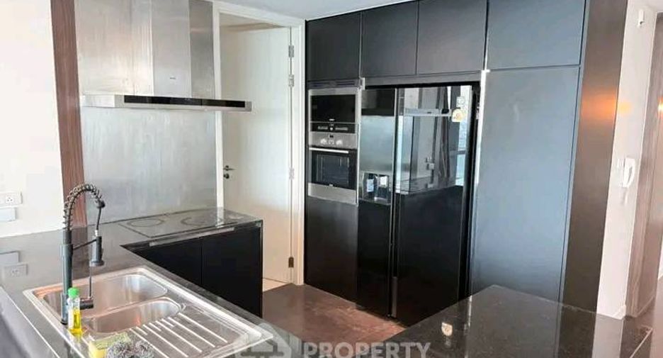For sale 4 bedrooms condo in Yan Nawa, Bangkok