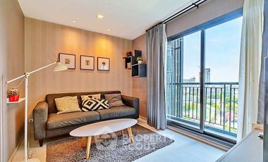 À vendre 1 chambre condo à Khlong Toei, Bangkok
