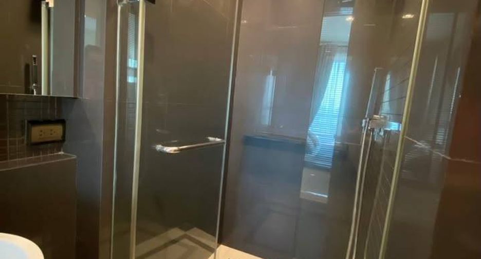 À vendre 1 chambre condo à Phra Khanong, Bangkok