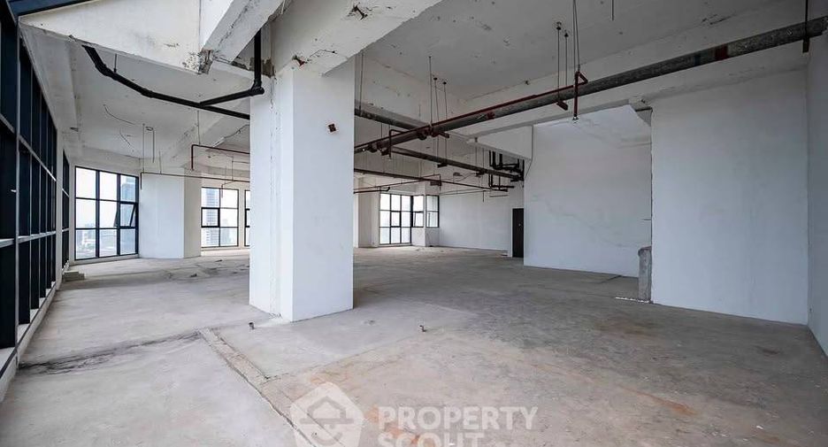 Wohnung zum Kauf mit 4 Zimmer in Sathon, Bangkok