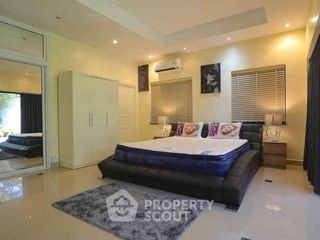 Casa en alquiler y en venta de 3 habitaciones en Bang Lamung, Chonburi