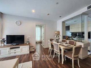 Аренда и продажа 2 спальни кондо в Пхра Кханонг, Бангкок