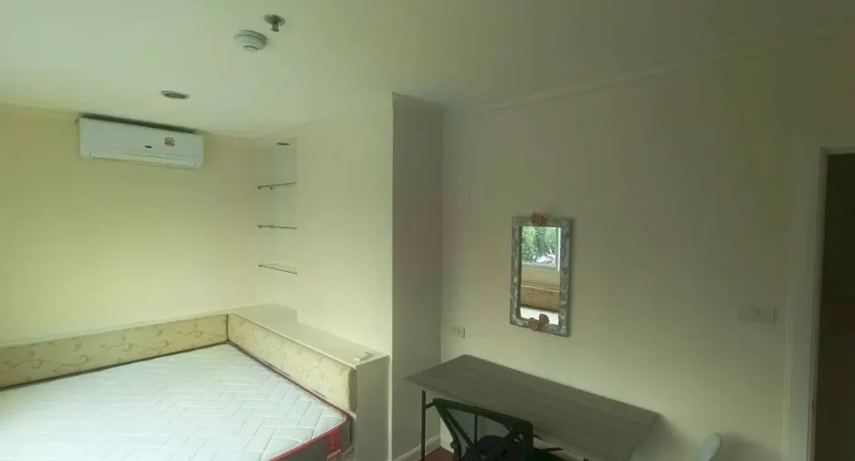 À vendre 2 chambres condo à Watthana, Bangkok