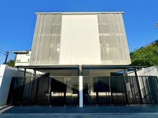 出租 2 卧室 办公室 在 Lat Phrao, 曼谷