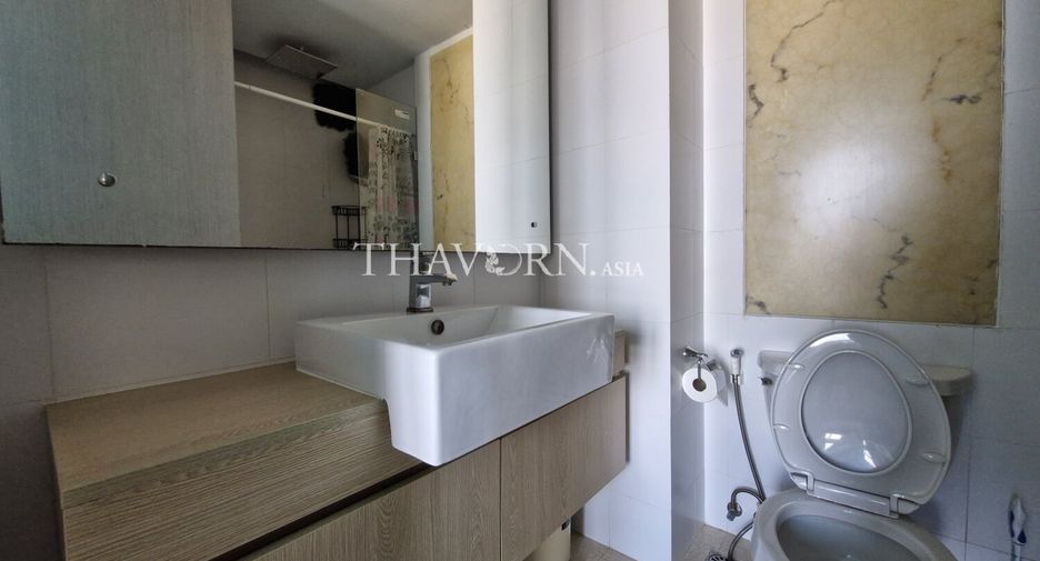 For rent 2 bedrooms condo in Jomtien, Pattaya