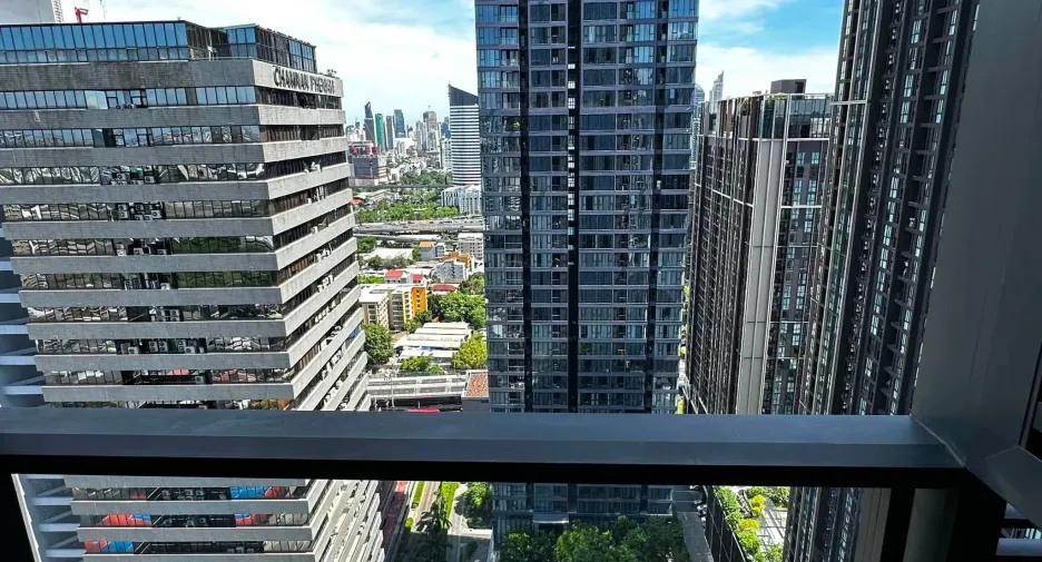 Condo en venta de 1 habitaciones en Huai Khwang, Bangkok