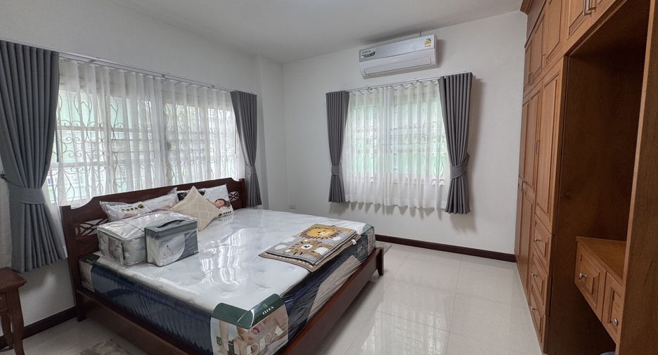 出租 4 卧室 独立屋 在 Bang Lamung, Chon Buri