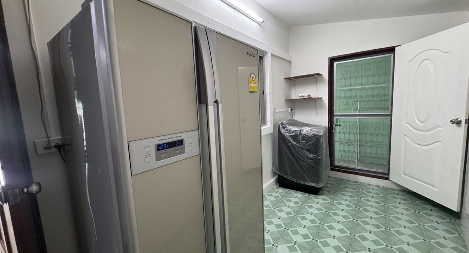 出租 4 卧室 独立屋 在 Bang Lamung, Chon Buri