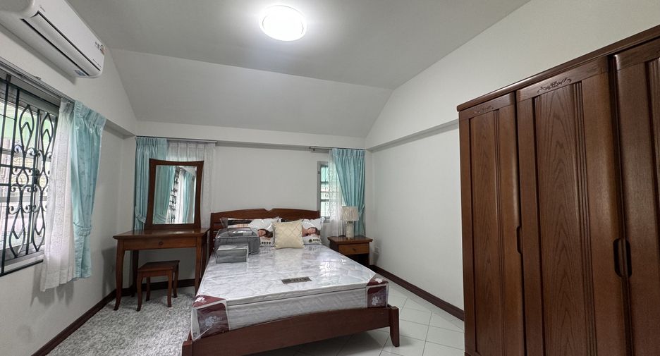 出租 4 卧室 独立屋 在 Bang Lamung, Chon Buri