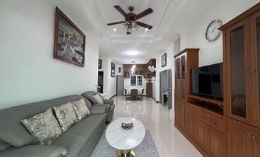 出租 4 卧室 独立屋 在 Bang Lamung, Chon Buri